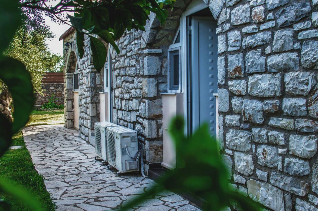 Kamares Suites Kalamata Exterior foto